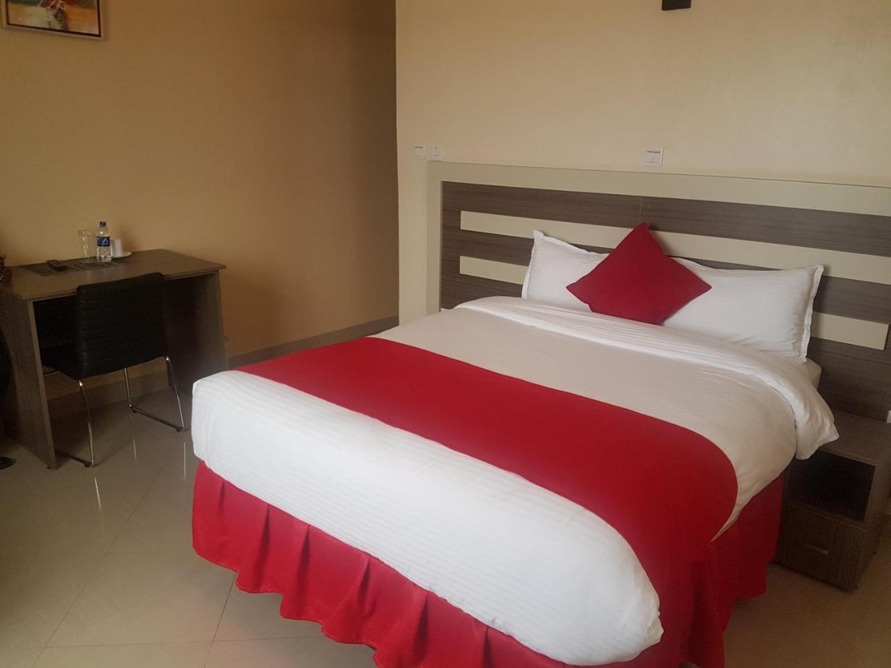 Mara Frontier Hotel Narok Eksteriør billede